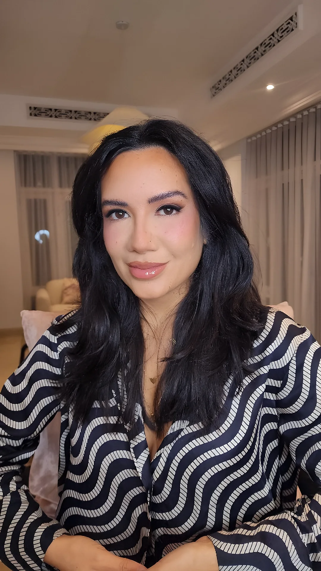 Defined brows and soft waves