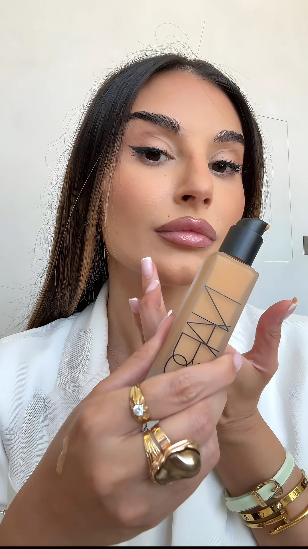 Luminous skin